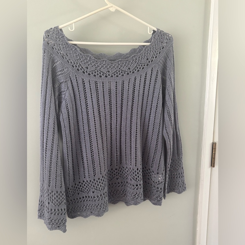 Elegant Gray Knit Sweater